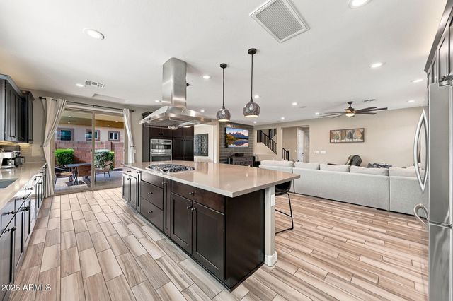 16005 W SHAW BUTTE Drive, Surprise, AZ 85379