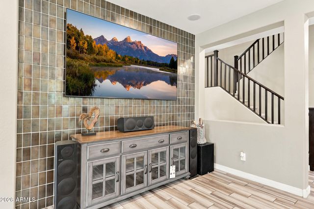 16005 W SHAW BUTTE Drive, Surprise, AZ 85379