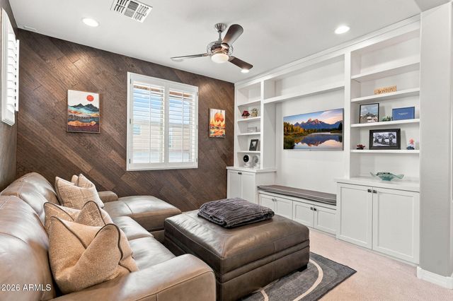 16005 W SHAW BUTTE Drive, Surprise, AZ 85379
