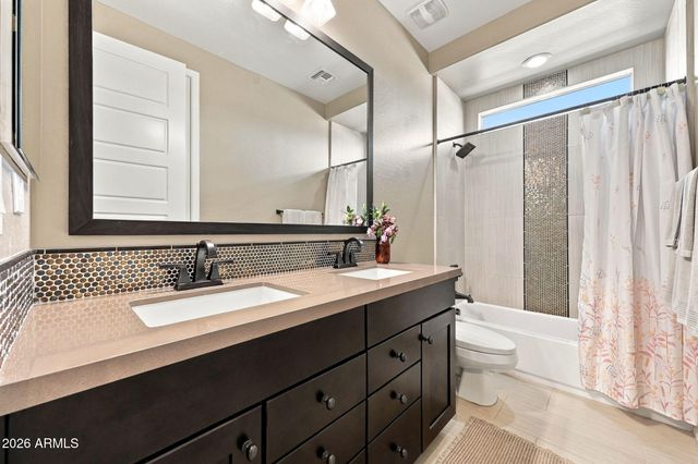 16005 W SHAW BUTTE Drive, Surprise, AZ 85379