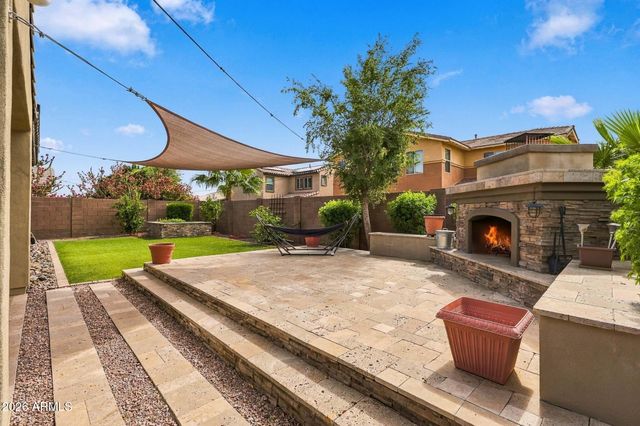 16005 W SHAW BUTTE Drive, Surprise, AZ 85379