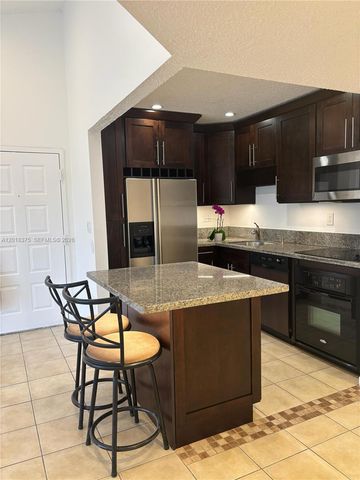 7160 NW 179th St 302, Hialeah, FL 33015
