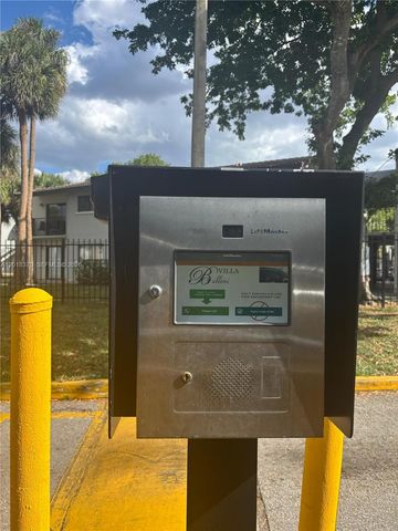 7160 NW 179th St 302, Hialeah, FL 33015