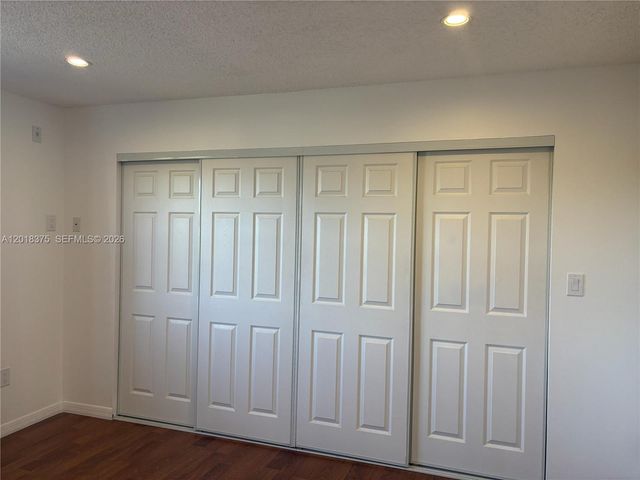 7160 NW 179th St 302, Hialeah, FL 33015