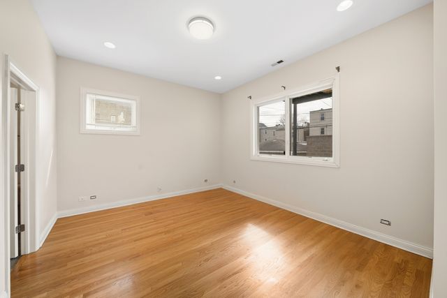 938 N Washtenaw Avenue 1, Chicago, IL 60622