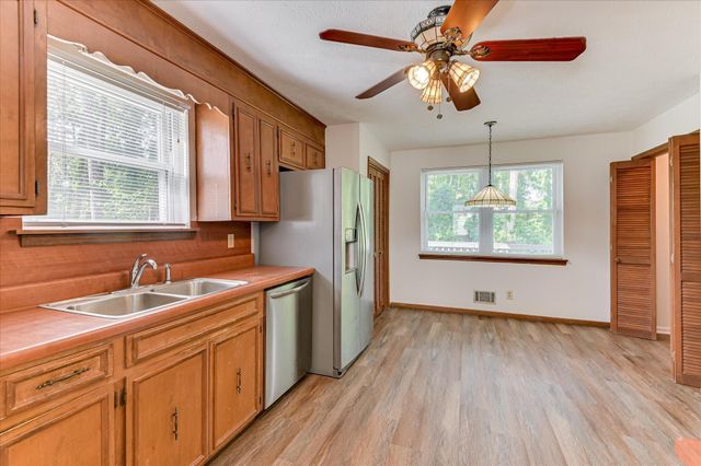 2015 Country Club Hills Drive, North Augusta, SC 29860