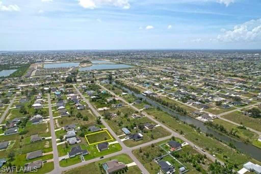 406 NW 5th ST, CAPE CORAL, FL 33993 — photo 3