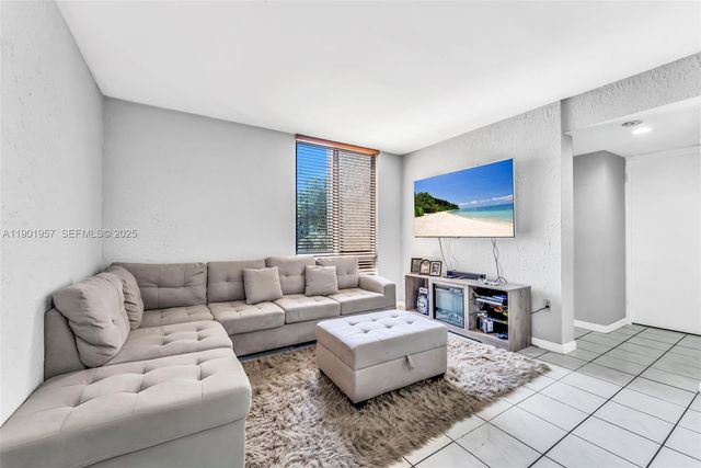 10500 SW 108th Avenue B210, Miami, FL 33176