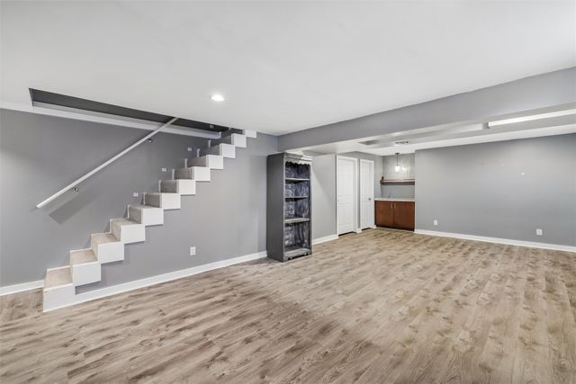 5316 Aspen Drive, West Des Moines, IA 50266