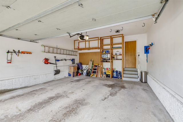 5316 Aspen Drive, West Des Moines, IA 50266