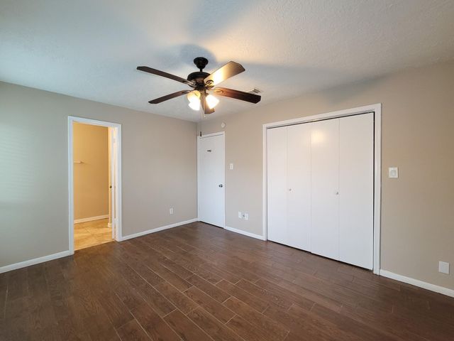 10010 Sagecanyon Drive, Houston, TX 77089