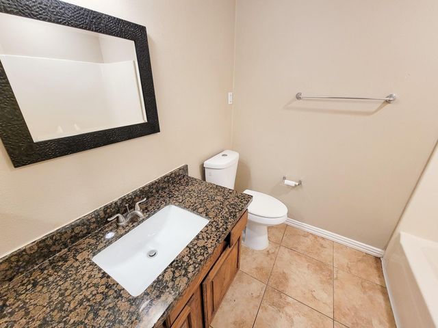 10010 Sagecanyon Drive, Houston, TX 77089