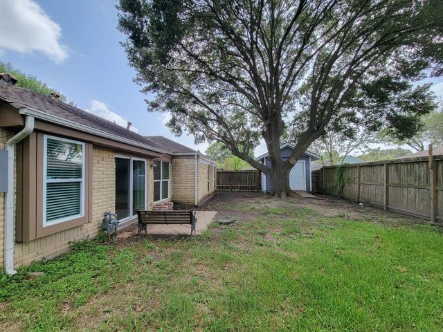 10010 Sagecanyon Drive, Houston, TX 77089