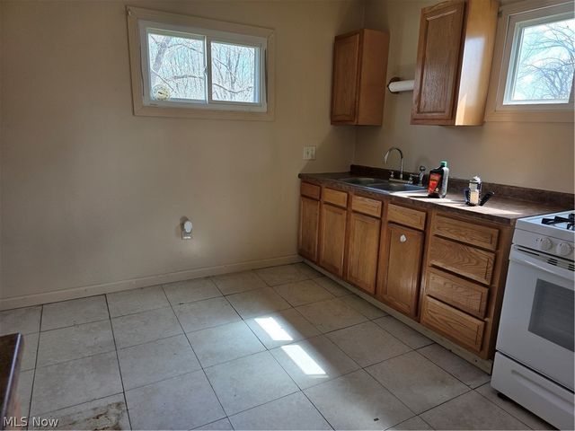 372 N Madison Avenue, Salem, OH 44460