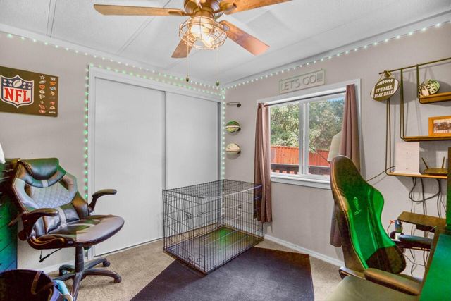 300 Arrowhead Pass, Jacksonville, OR 97530