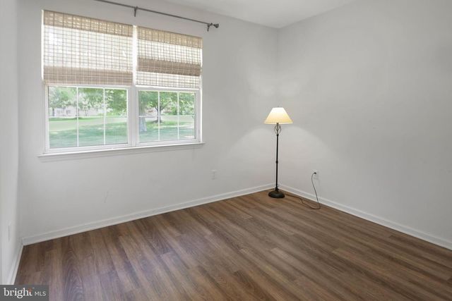 9 FOSTER RD, Pennington, NJ 08534