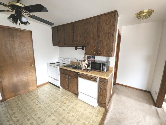 17227 70th Avenue, Tinley Park, IL 60477