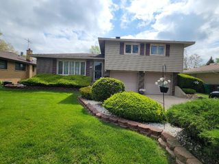 17227 70th Avenue, Tinley Park, IL 60477