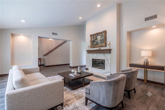 4422 Alta Tupelo, Calabasas, CA 91302