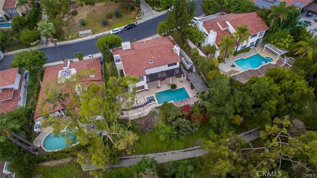 4422 Alta Tupelo, Calabasas, CA 91302