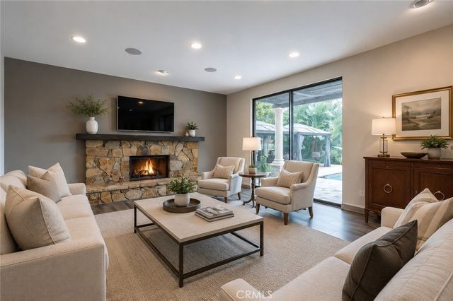 4422 Alta Tupelo, Calabasas, CA 91302