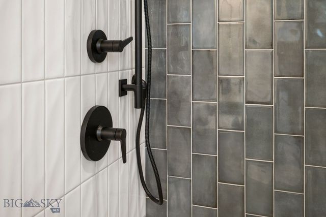 903 Arnold, Bozeman, MT 59715