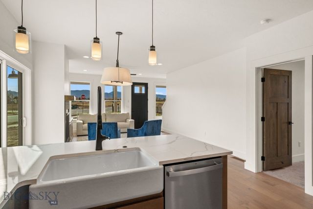 903 Arnold, Bozeman, MT 59715