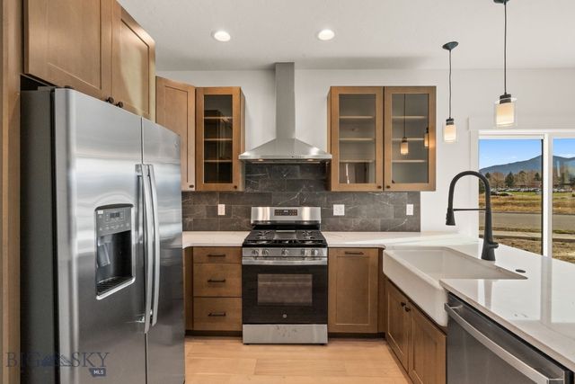 903 Arnold, Bozeman, MT 59715