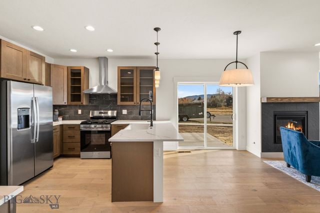 903 Arnold, Bozeman, MT 59715