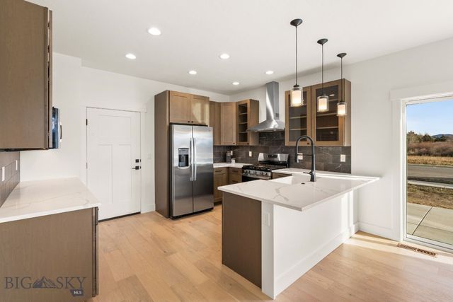 903 Arnold, Bozeman, MT 59715