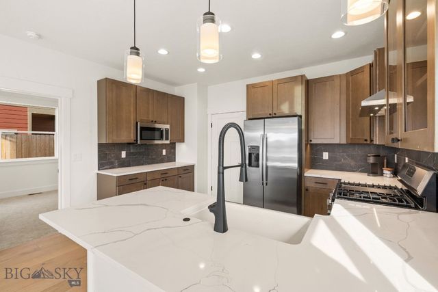 903 Arnold, Bozeman, MT 59715