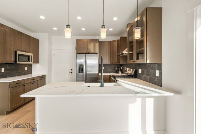 903 Arnold, Bozeman, MT 59715