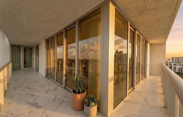 330 Sunny Isles Boulevard 5-1408, Sunny Isles Beach, FL 33160