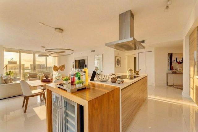 330 Sunny Isles Boulevard 5-1408, Sunny Isles Beach, FL 33160