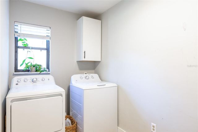 10237 SW 12TH PLACE, Gainesville, FL 32607