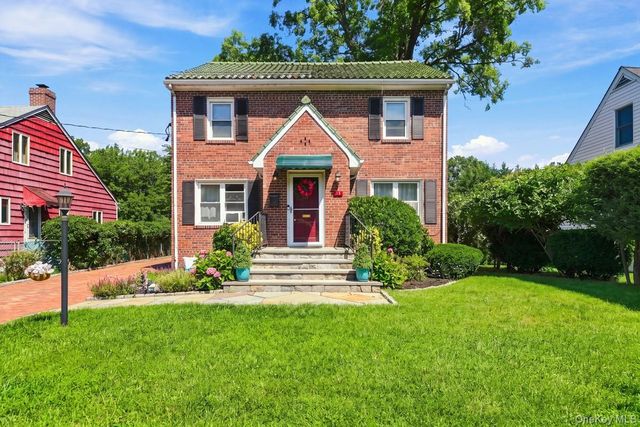 34 Keats Avenue, Hartsdale, NY 10530