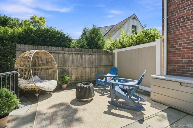 34 Keats Avenue, Hartsdale, NY 10530