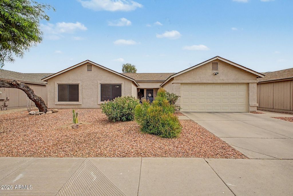 3073 W COUNTRY CLUB Terrace, Phoenix, AZ 85027 — exterior