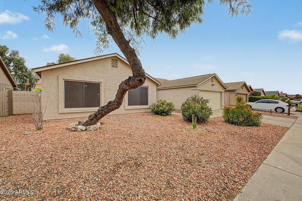 3073 W COUNTRY CLUB Terrace, Phoenix, AZ 85027 — photo 2