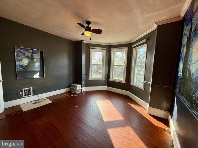 44 E COLLINGS AVE, Collingswood, NJ 08108