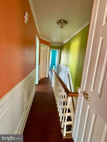 44 E COLLINGS AVE, Collingswood, NJ 08108