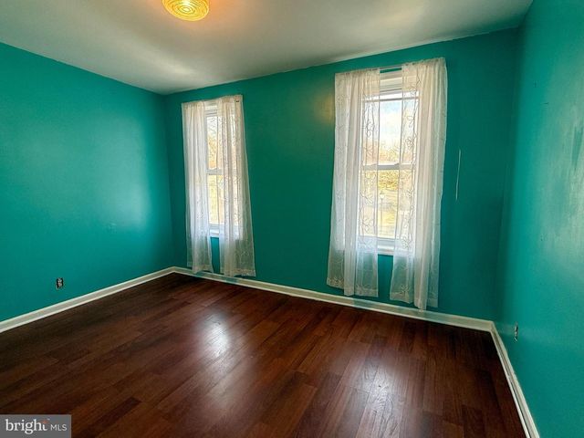 44 E COLLINGS AVE, Collingswood, NJ 08108