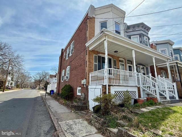 44 E COLLINGS AVE, Collingswood, NJ 08108