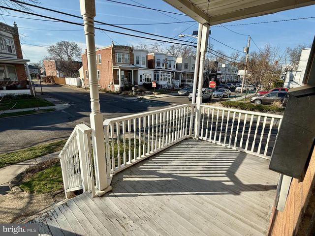 44 E COLLINGS AVE, Collingswood, NJ 08108