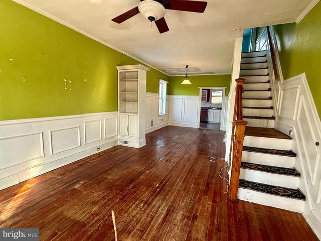 44 E COLLINGS AVE, Collingswood, NJ 08108