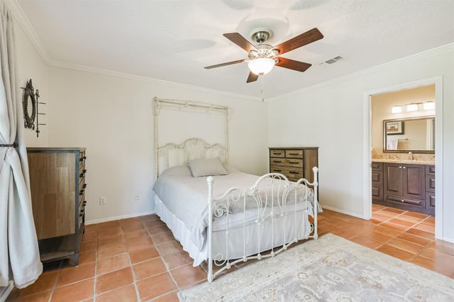 12407 Wedgehill Lane, Houston, TX 77077