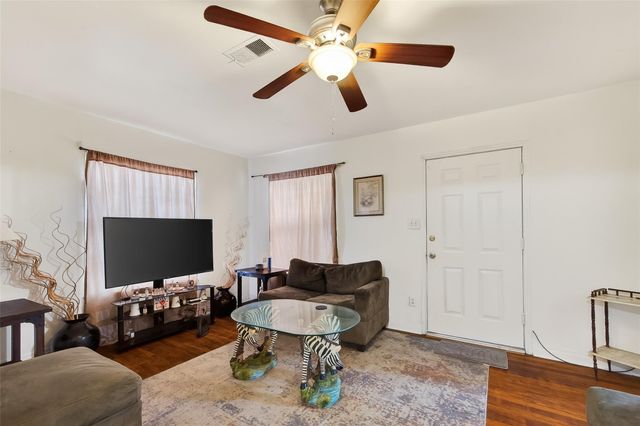 4109 Woolworth Street, Houston, TX 77026