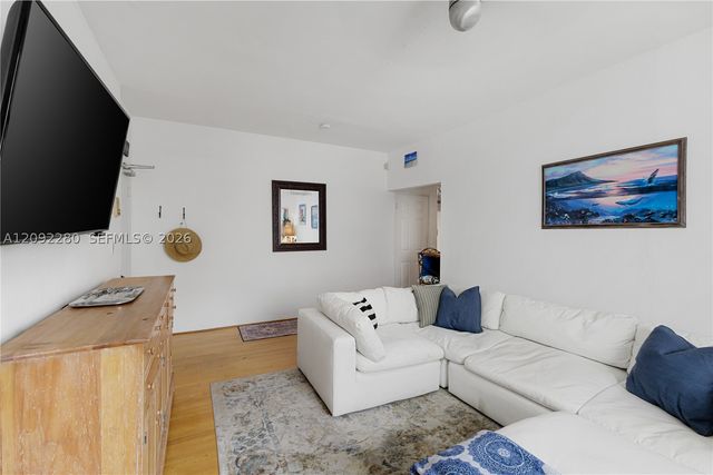 1005 Meridian Ave 8, Miami Beach, FL 33139