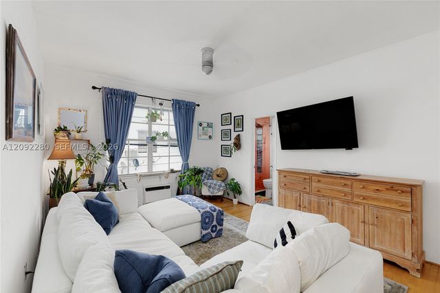1005 Meridian Ave 8, Miami Beach, FL 33139