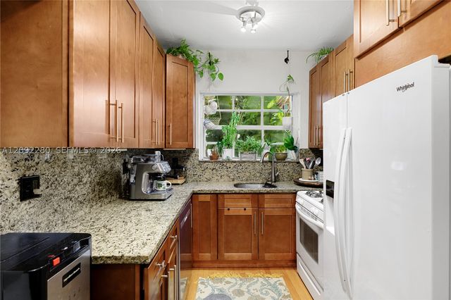 1005 Meridian Ave 8, Miami Beach, FL 33139